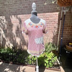 Eze Sur Mer floral top size small W00499